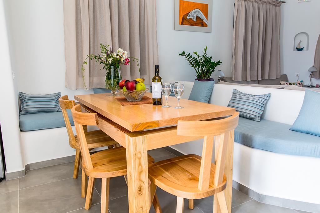 Aspronisi Luxury Villa With Caldera View Megalohóri Szoba fotó