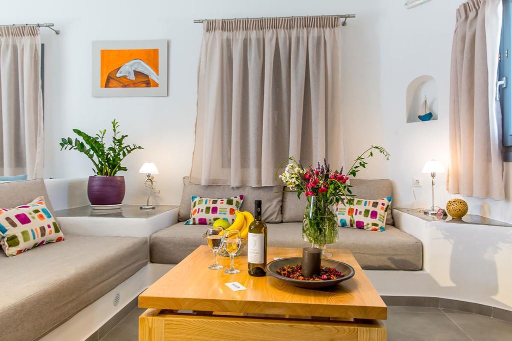 Aspronisi Luxury Villa With Caldera View Megalohóri Szoba fotó