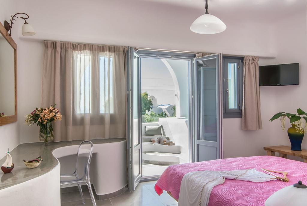 Aspronisi Luxury Villa With Caldera View Megalohóri Szoba fotó