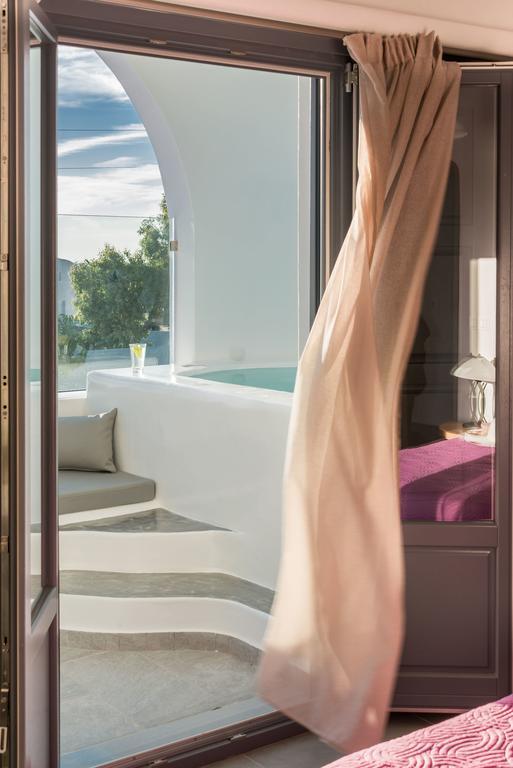 Aspronisi Luxury Villa With Caldera View Megalohóri Szoba fotó
